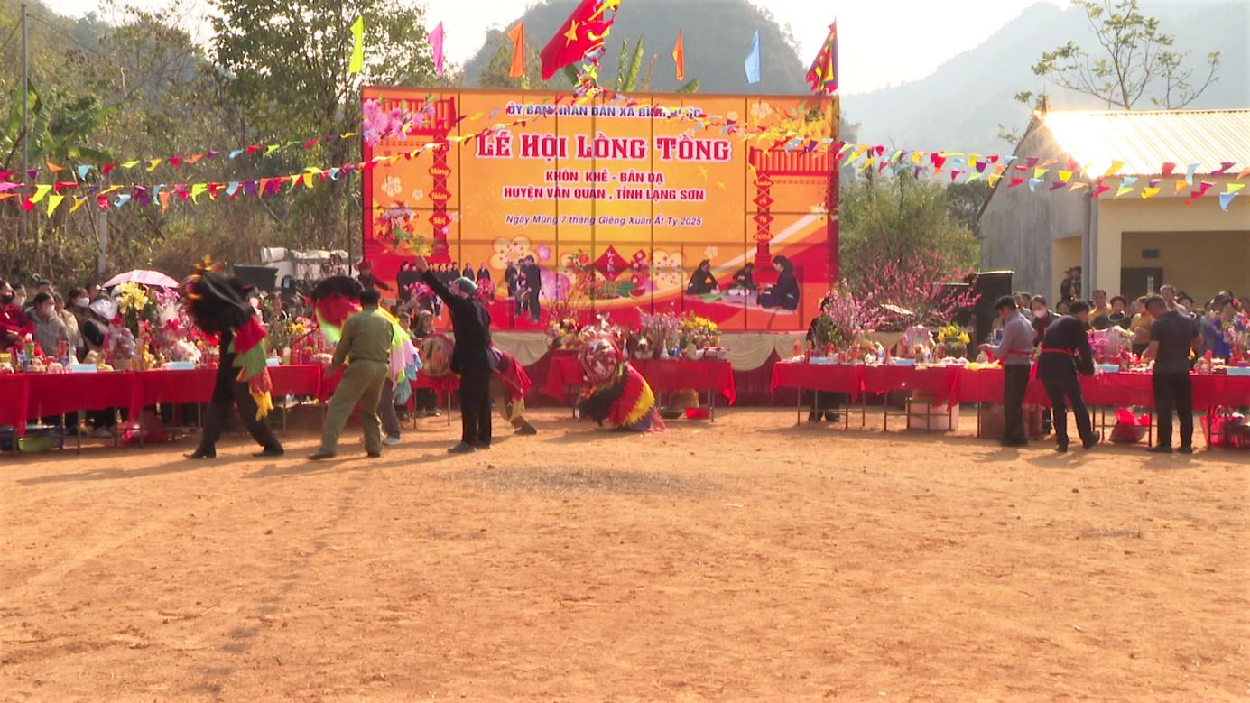 Lễ hội Lồng tồng Khòn Khẻ - Bản Dạ, xã Bình Phúc