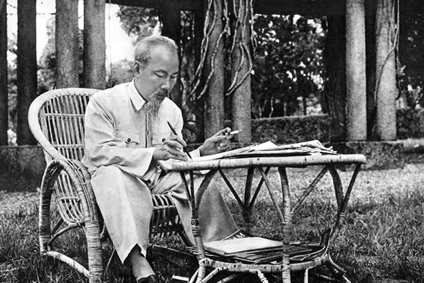 Tố Hữu, nhà thơ viết hay nhất về Bác Hồ