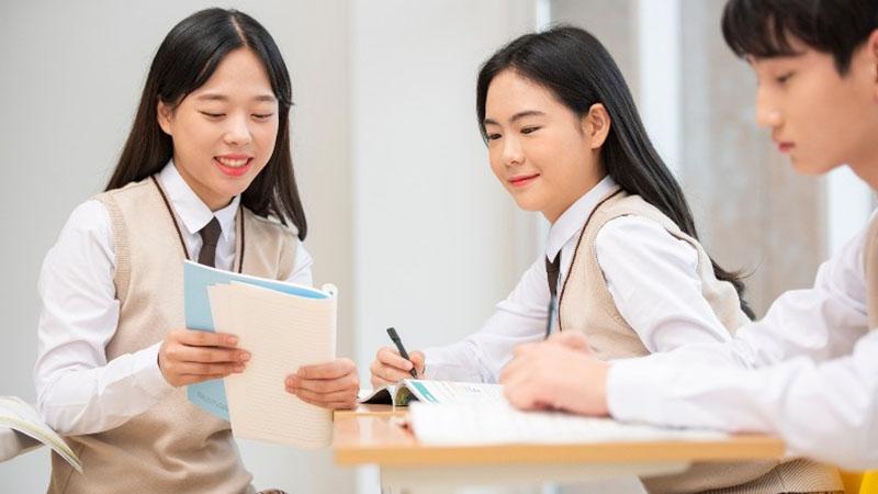 Bộ đề kiểm tra Toán 7 giữa học kì 2 theo Cv7991 năm học 2025 – 2026