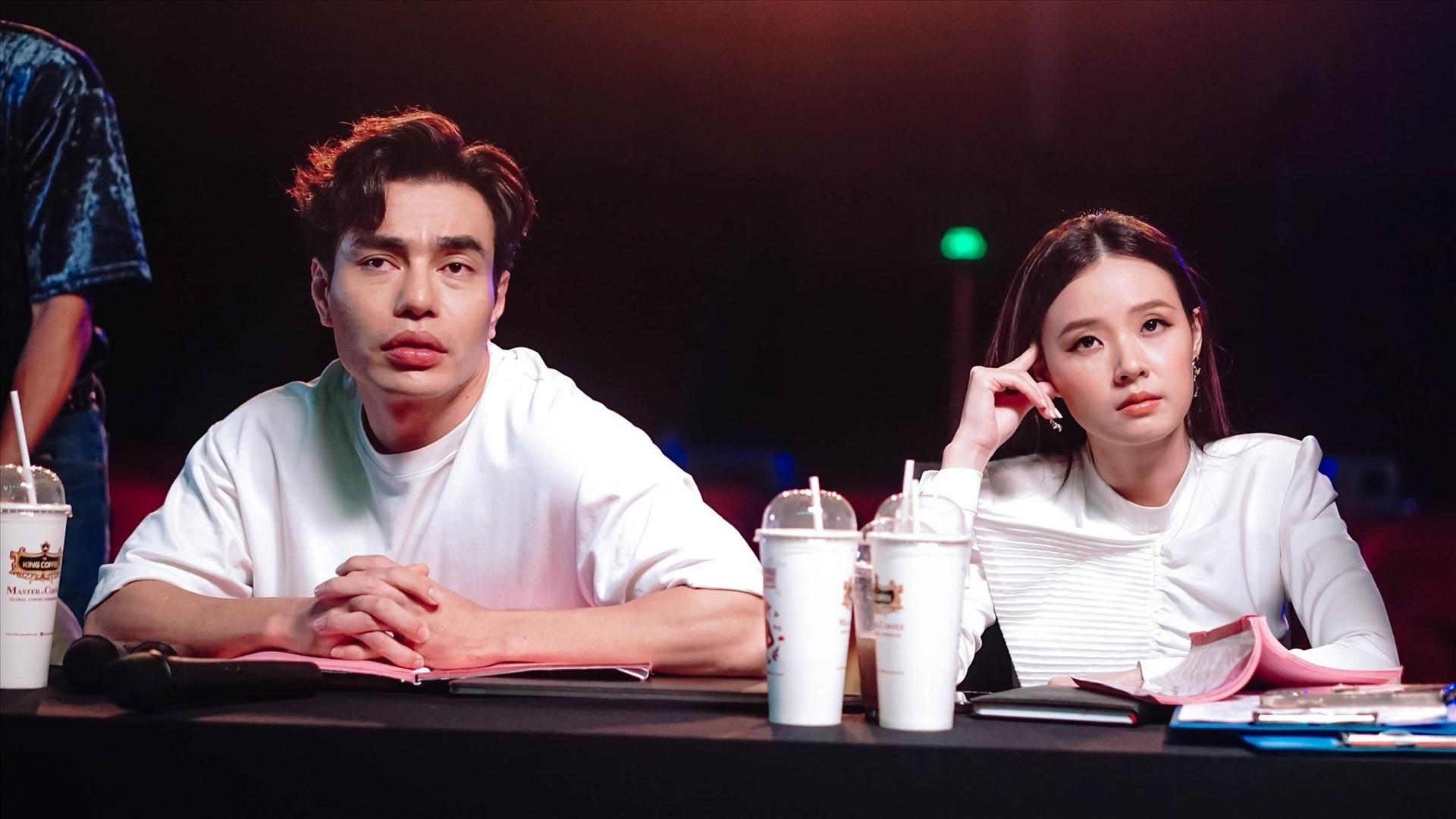 Phim 'Khi ta hai lăm' rời rạp vì doanh thu thất bát