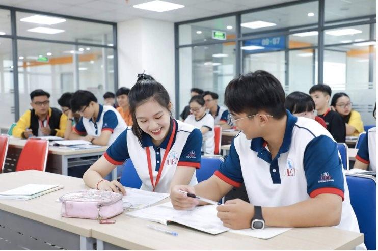 Học phí Trường Đại học Kinh tế – Tài chính TPHCM